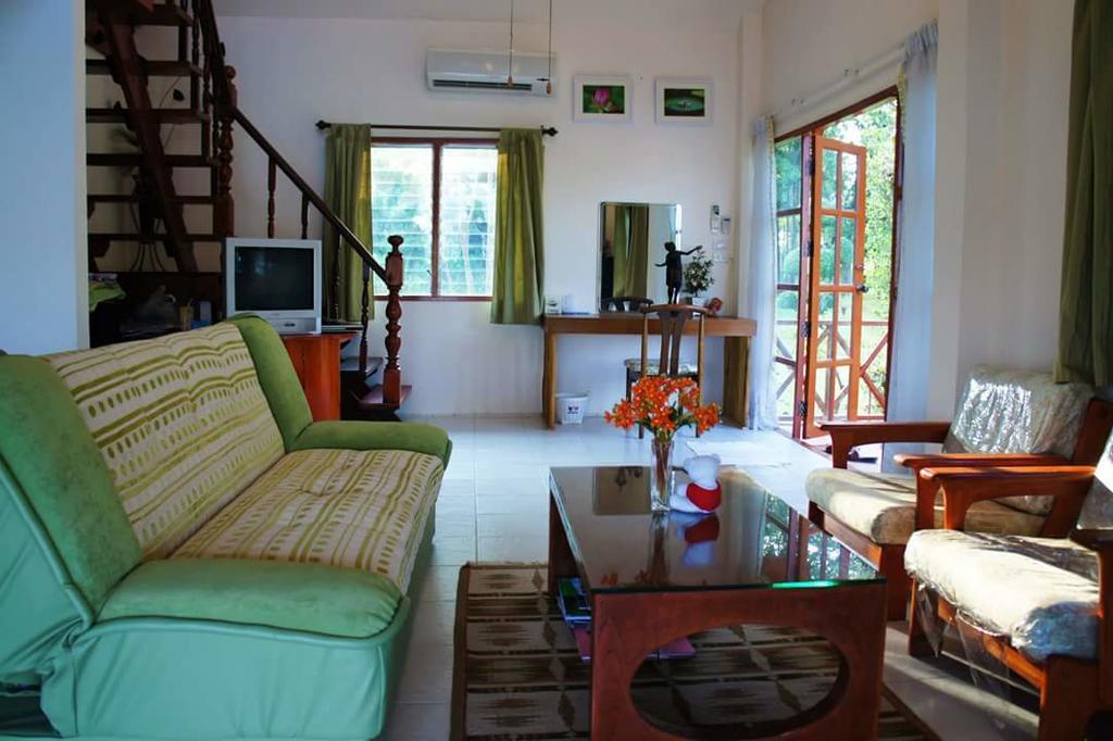 Golden Lake View Boutique Resort Kanchanaburi Exterior photo