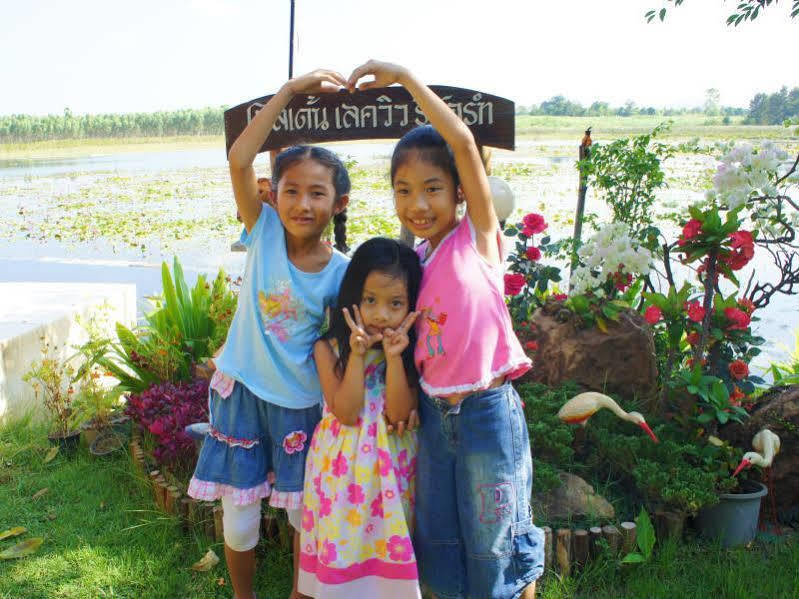 Golden Lake View Boutique Resort Kanchanaburi Exterior photo